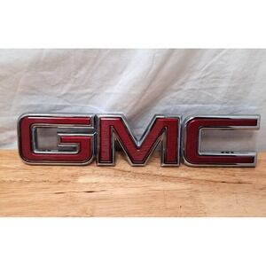 GMC Front Grill Emblem GMT177 Red with Chrome Outline Clips are Good Pins Broke